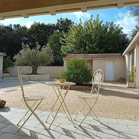 L'hacienda Penzion Les Mathes