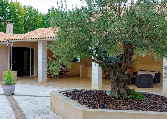 L'hacienda Gasthof Les Mathes