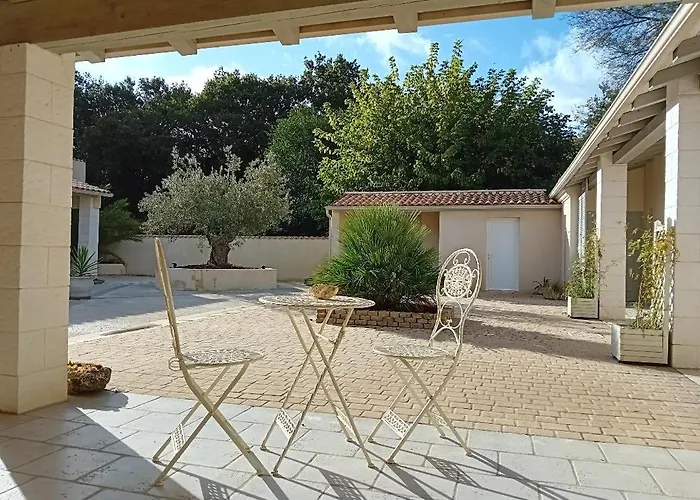 L'hacienda Gasthof Les Mathes