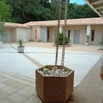 L'hacienda Guest house Les Mathes