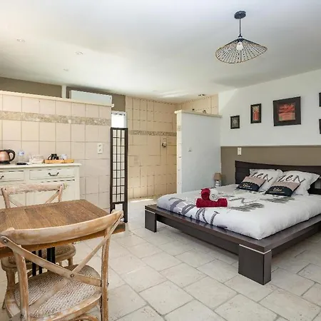 L'hacienda Pensionat Les Mathes