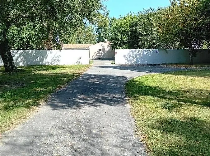 L'hacienda Vendégház Les Mathes